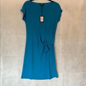 Dkny ,short sleeve tie front dress